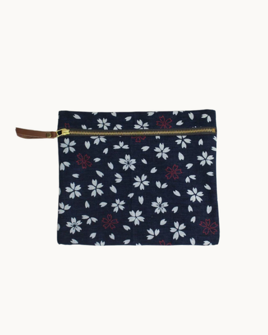 Flat Medium Zipper Pouch by Kiriko