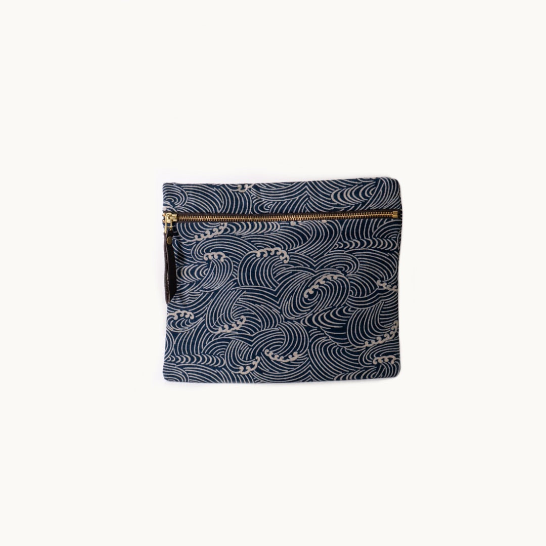 Flat Medium Zipper Pouch by Kiriko